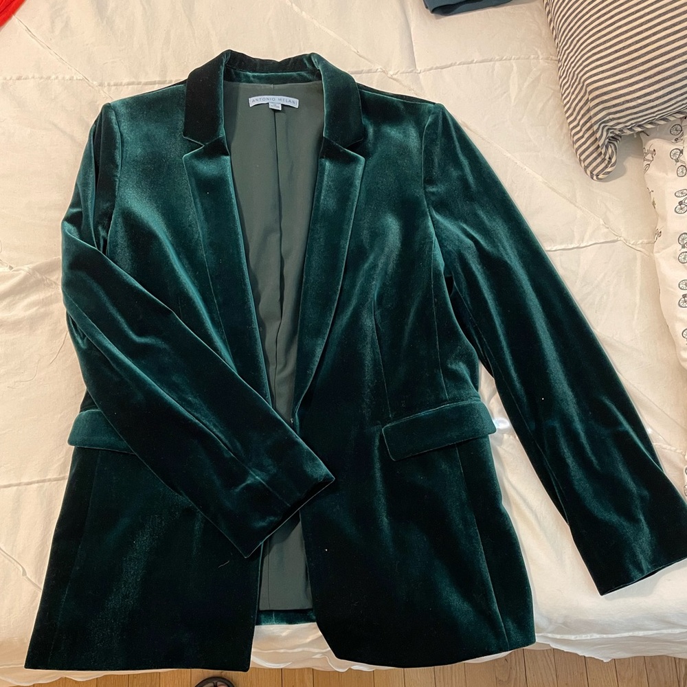 Green velvet blazer